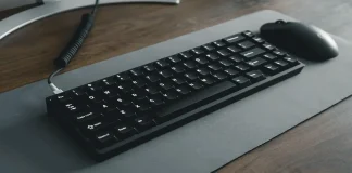 Как да свържете клавиатура и мишка към Samsung Smart TV