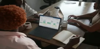 Cum să creați un vCard în Microsoft Outlook